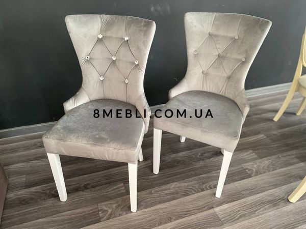 ➤Ціна 5 820 грн UAH Купити Стілець крісло м'який Герд спинка пуговки➤Білий ➤Стільці дерев'яні ➤New rotanes➤7008ST фото Зустрічайте! Стілець крісло мякий Герд. Гарний дизайн. Висока якість виробу, ручна робота.