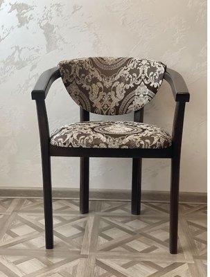 ➤Ціна 2 700 грн UAH Купити Дизайнерський стілець з підлокітниками дерев'яний Герхард натуральний бук, сидіння з визорунками➤Каштан ➤Стілець із підлокітниками➤Еко➤85.5ST фото