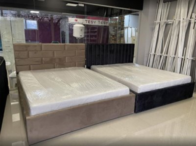 ➤Цена 12 750 грн UAH Купить Двуспальная деревянная кровать 160х200 в ткани цвет коричневый ➤Коричневый ➤Кровать двуспальная➤➤1405ST фото