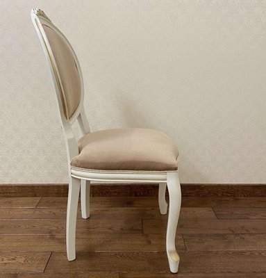 ➤Ціна 8 550 грн UAH Купити Дерев'яний стілець з круглою спинкою 48x50x101 м'який лак слонова кістка➤Слонова кістка ➤Стільці дерев'яні ➤Nalp➤564PLN фото