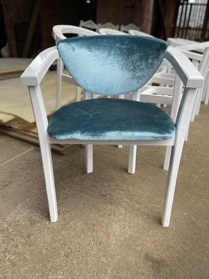 ➤Ціна 3 298 грн UAH Купити Білий стілець з підлокітниками дерев'яний Герхард велюр блакитний➤Білий ➤Стілець із підлокітниками➤Еко➤84ST фото