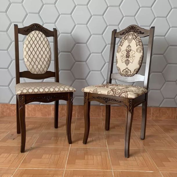https://8mebli.com.ua/stiltsi-dereviani/